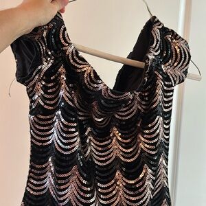 Windsor full sparkle dress, mini size medium only worn once